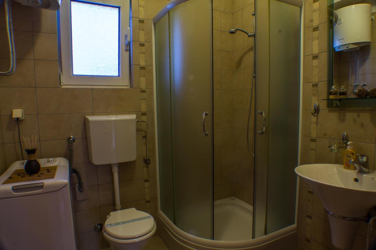 Dmm Apartments Τίβατ Εξωτερικό φωτογραφία