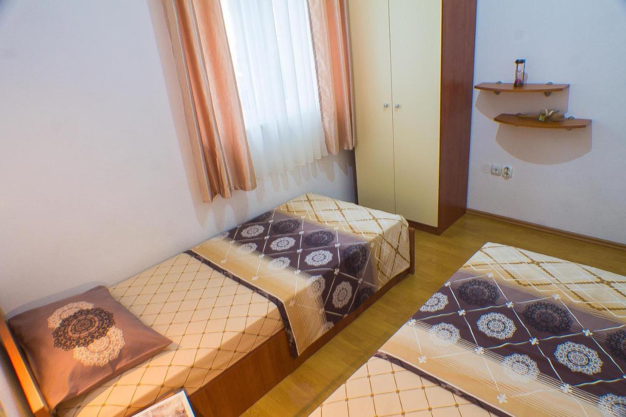 Dmm Apartments Τίβατ Εξωτερικό φωτογραφία