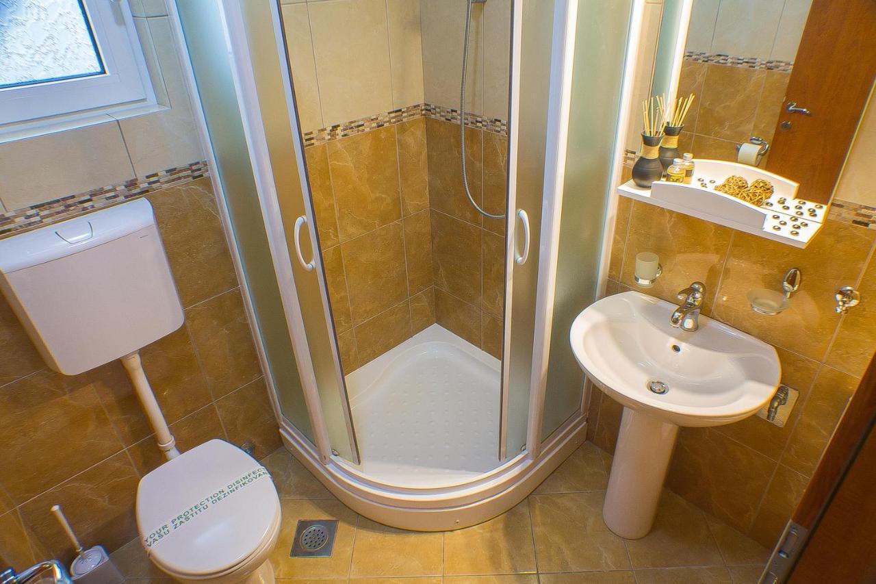 Dmm Apartments Τίβατ Εξωτερικό φωτογραφία