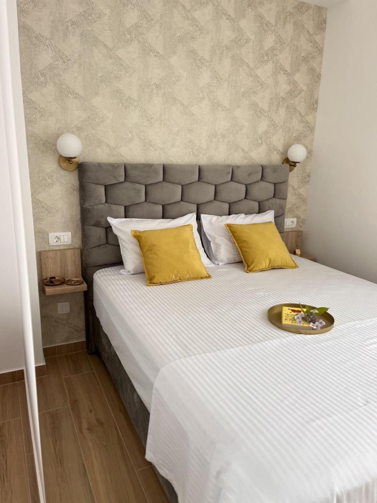 Dmm Apartments Τίβατ Εξωτερικό φωτογραφία