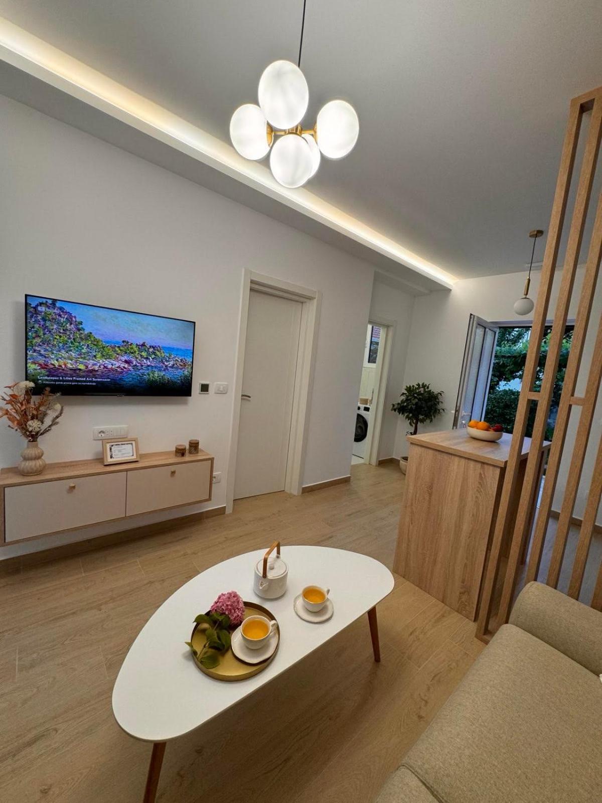 Dmm Apartments Τίβατ Εξωτερικό φωτογραφία
